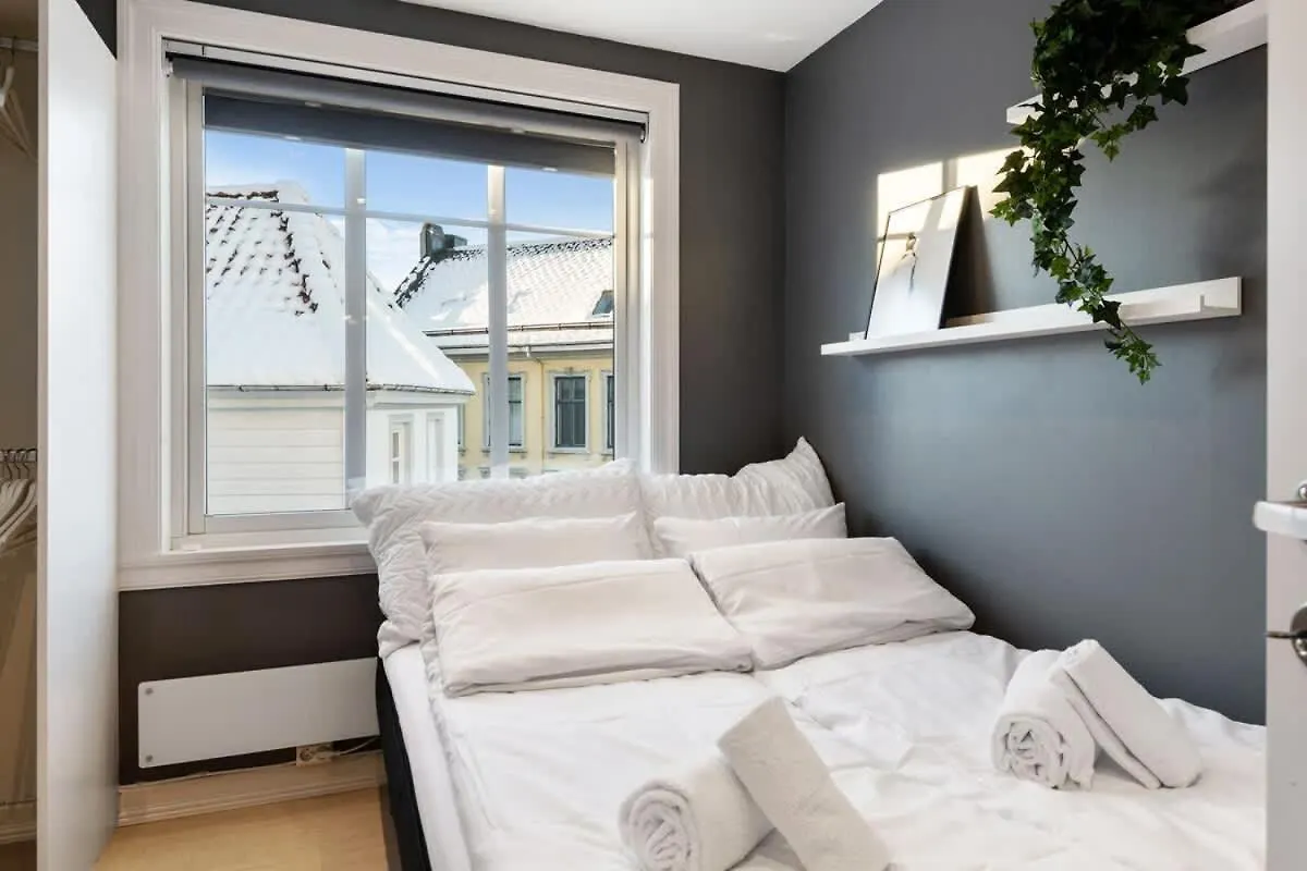 Dinbnb Homes I Historical 1850 House Bergen 0*,  Norway